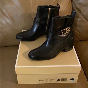 Michael Kors Black Bryce leather boots
